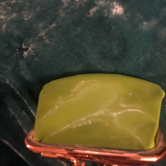 Tod Baker coin purse lime green patent - Picture 4 of 10